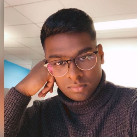 Meet your Posher, Alexis - Picture 1 of 1